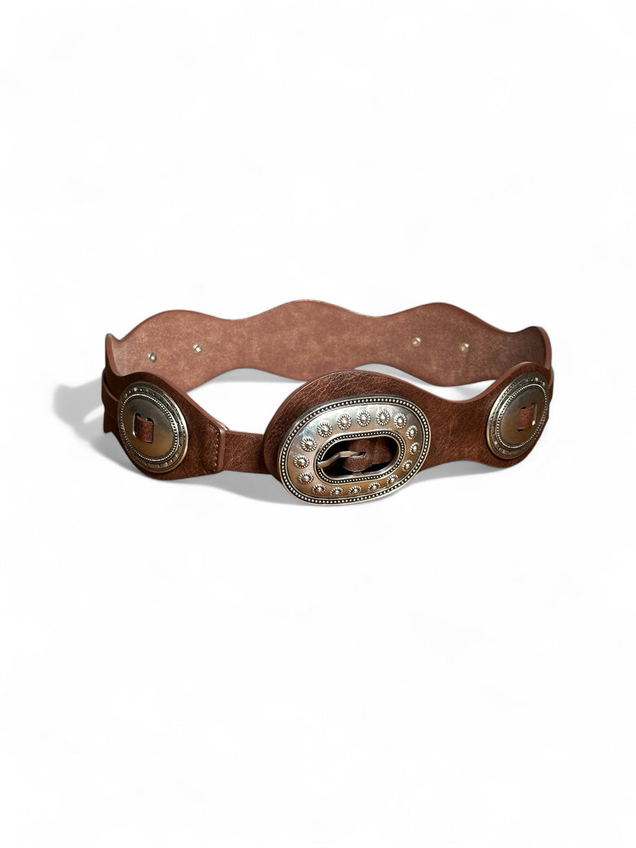 BELT WITH OVAL APPLICATIONS