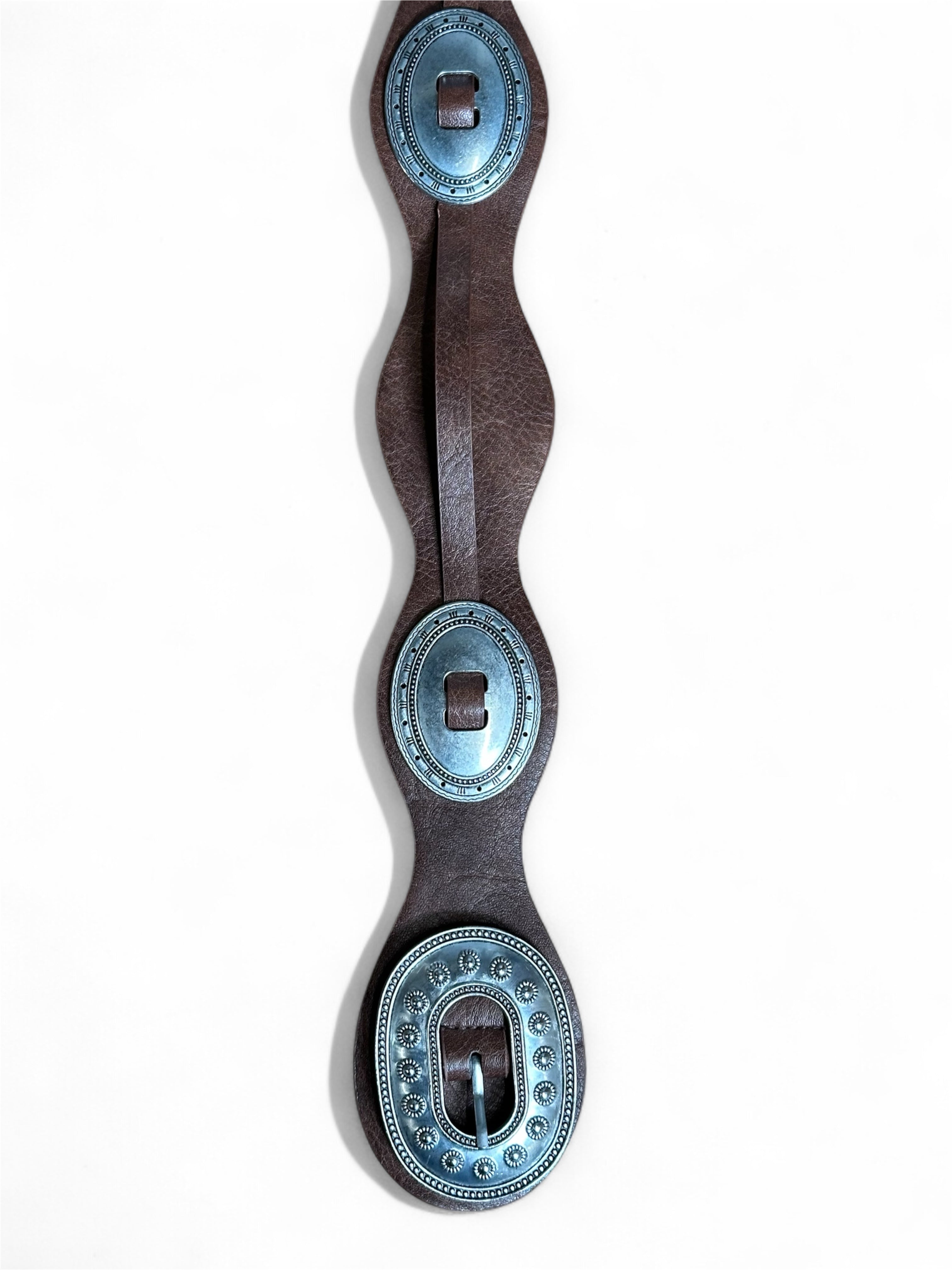 BELT WITH OVAL APPLICATIONS