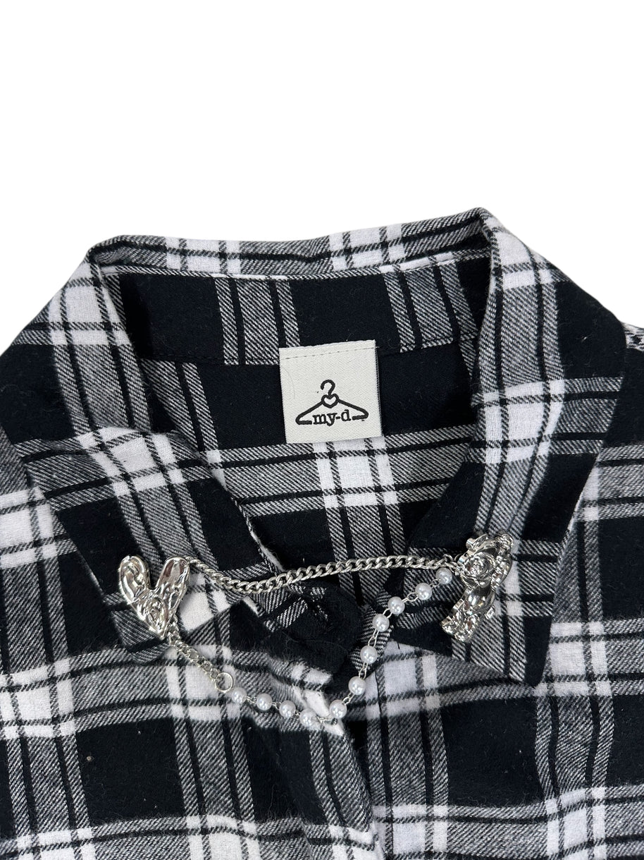 CAMISETA CON MARCO + PIN